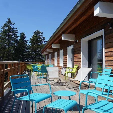 L'etincelle Mountain Apartment